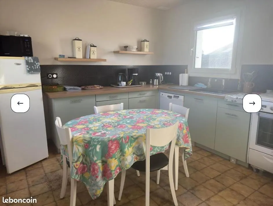 Maison De Keringar Vian, Entre Terre Et Mer Le Conquet France